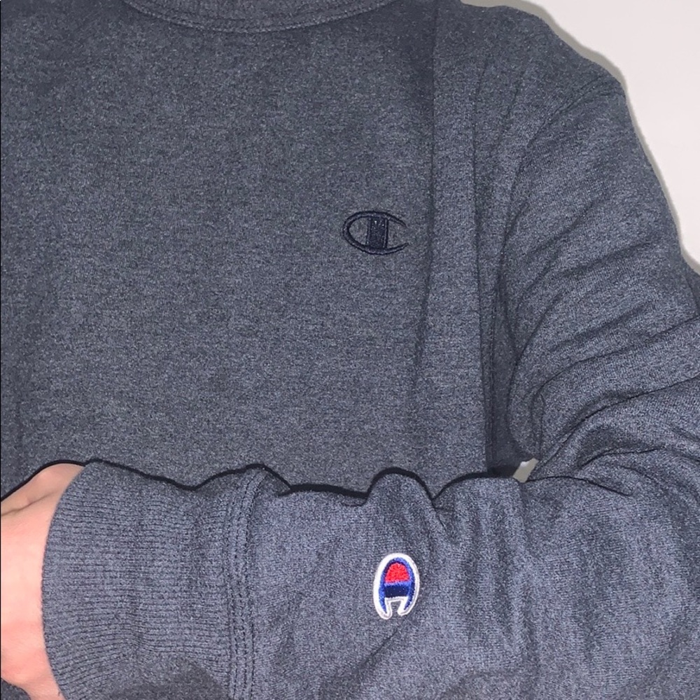 Champion sweater - Picture 2 of 3